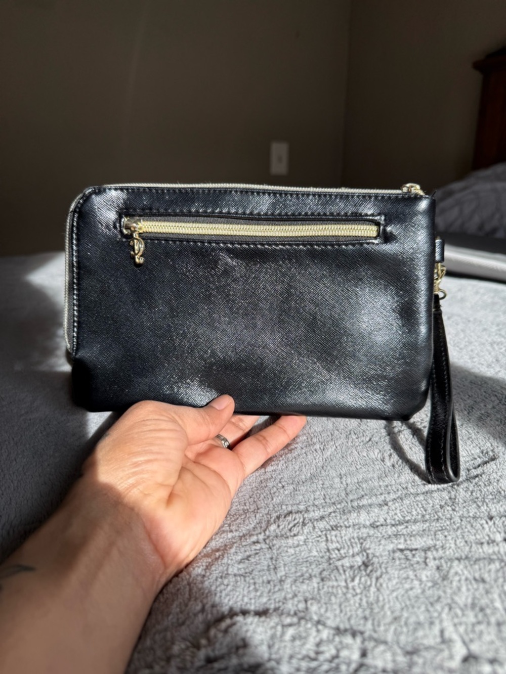 Juicy Couture Leopard Print Wristlet in Gold and Black - Picture 3 of 7